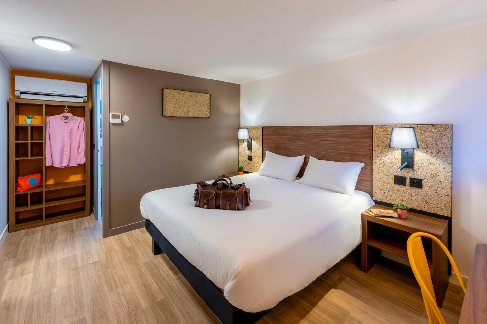Greet Hotel Châtellerault المظهر الخارجي الصورة