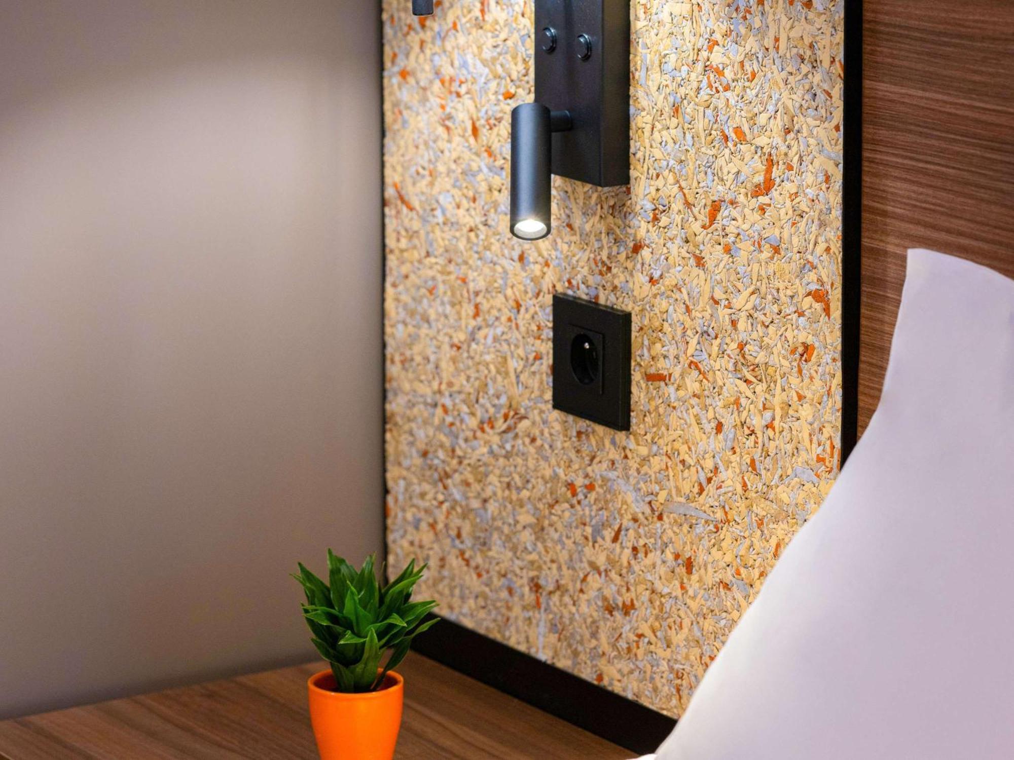 Greet Hotel Châtellerault المظهر الخارجي الصورة